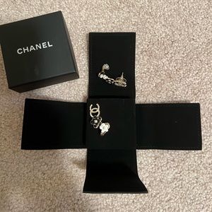 Chanel earrings/clip